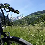 La-haut