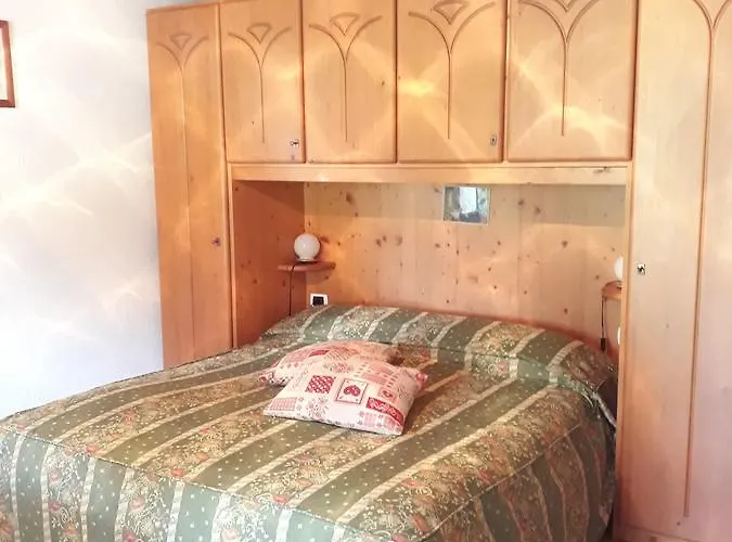 La-haut アパート サン・レミ・アン・ボス