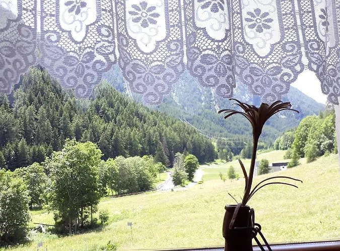 La-haut アパート サン・レミ・アン・ボス